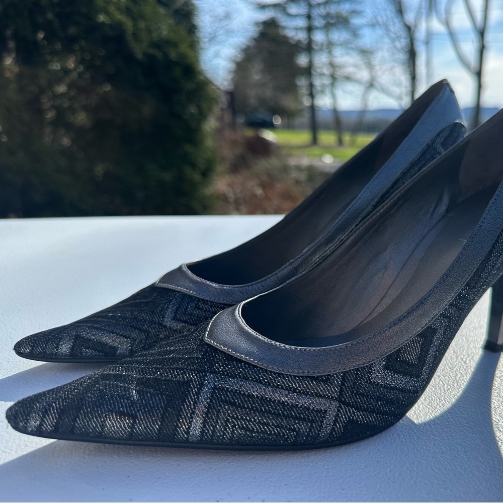 Nine West Black Geometric Heels